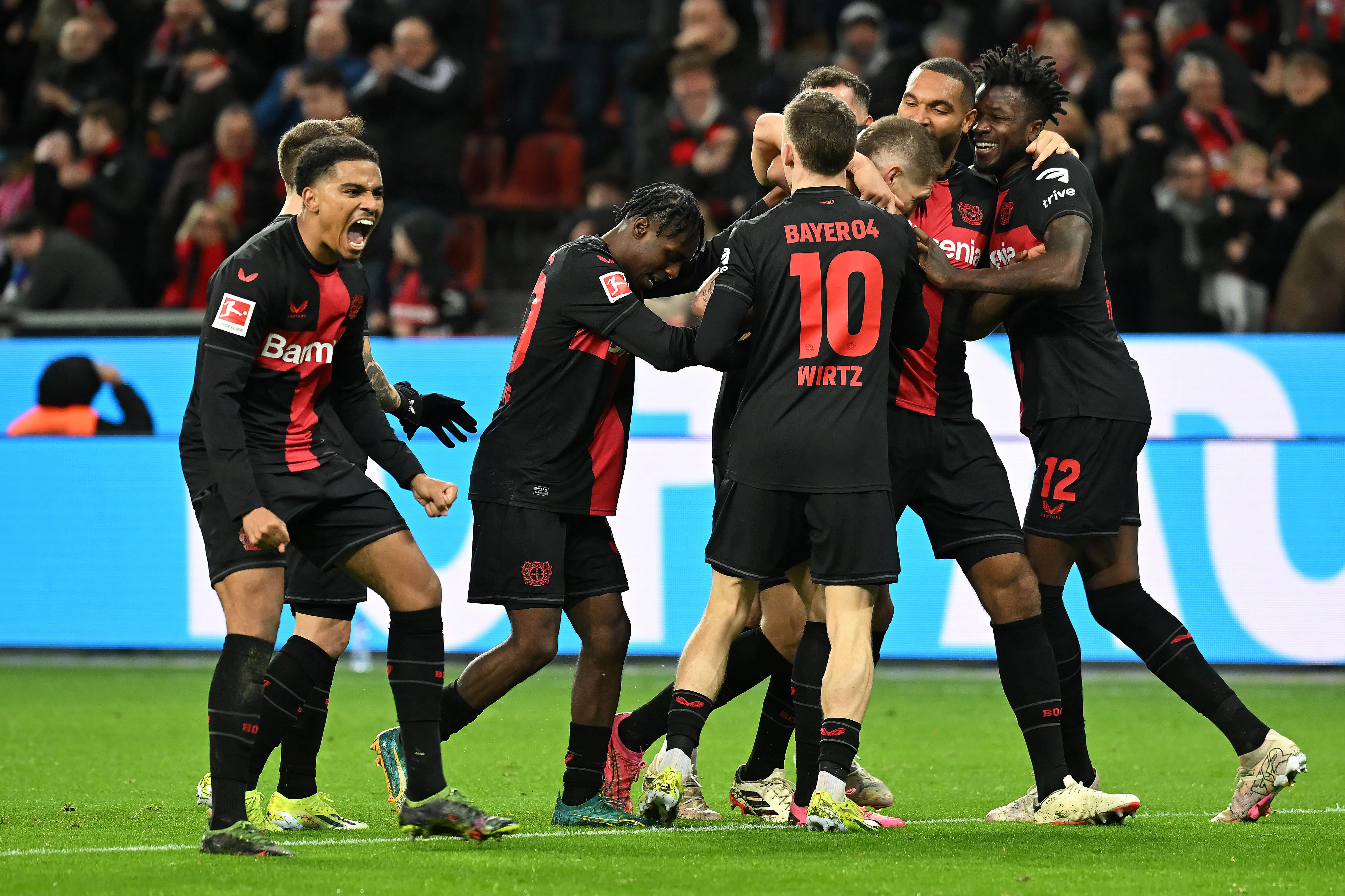 包含勒沃库森客场告负,积分榜下滑的词条 包含勒沃库森客场告负,积分榜下滑的词条