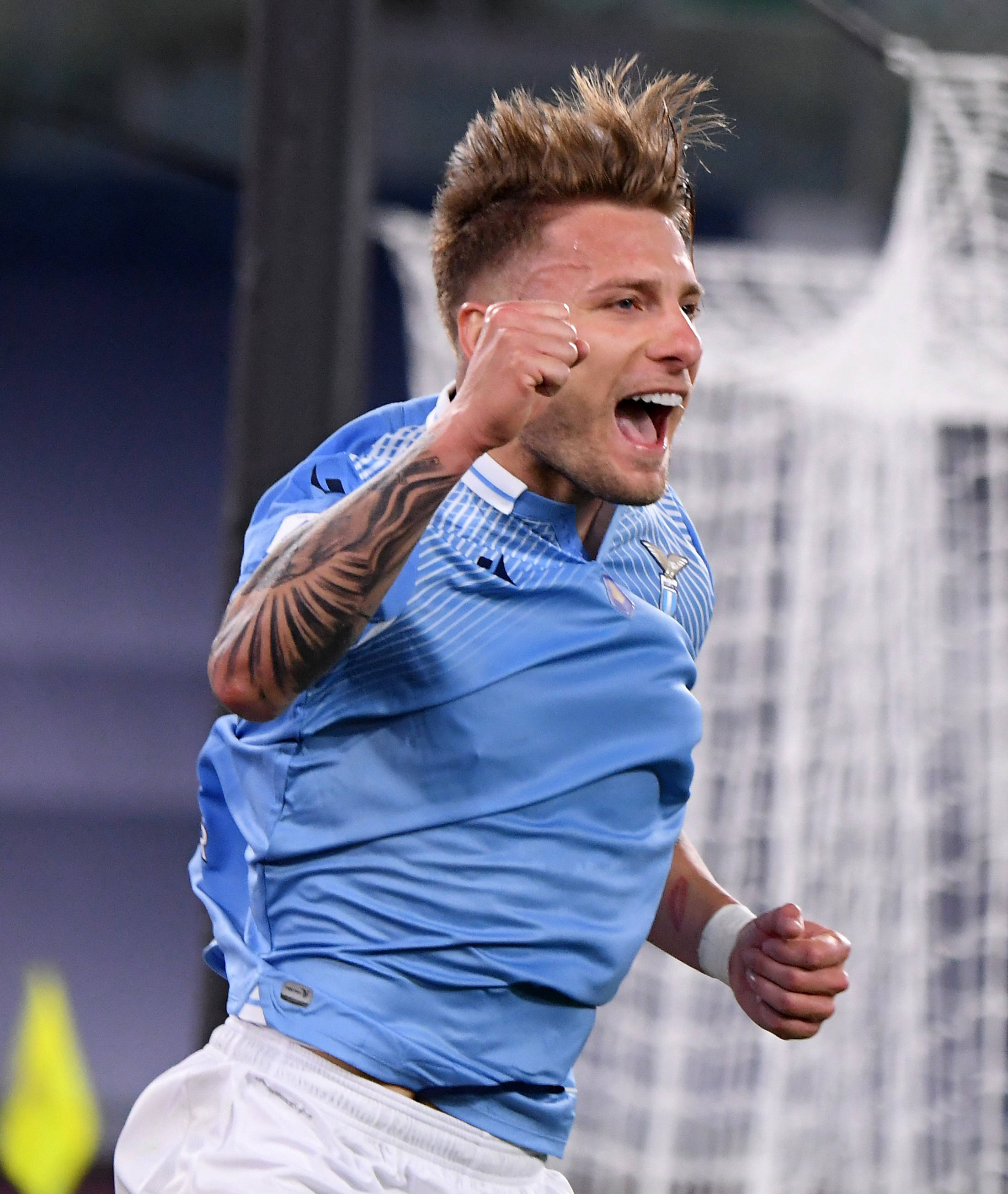 开云平台-拉齐奥备战强劲比赛，全队士气高昂