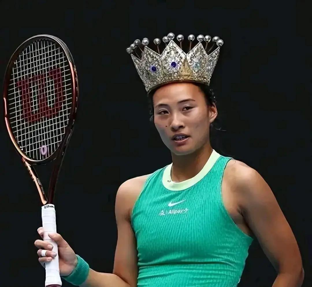 开云下载-在险境中逆袭，球队展现不屈精神