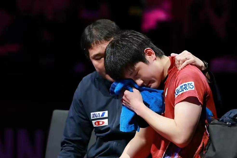 开云APP-德国乒乓球队碾压韩国乒乓球队,张本智和送出助攻的简单介绍