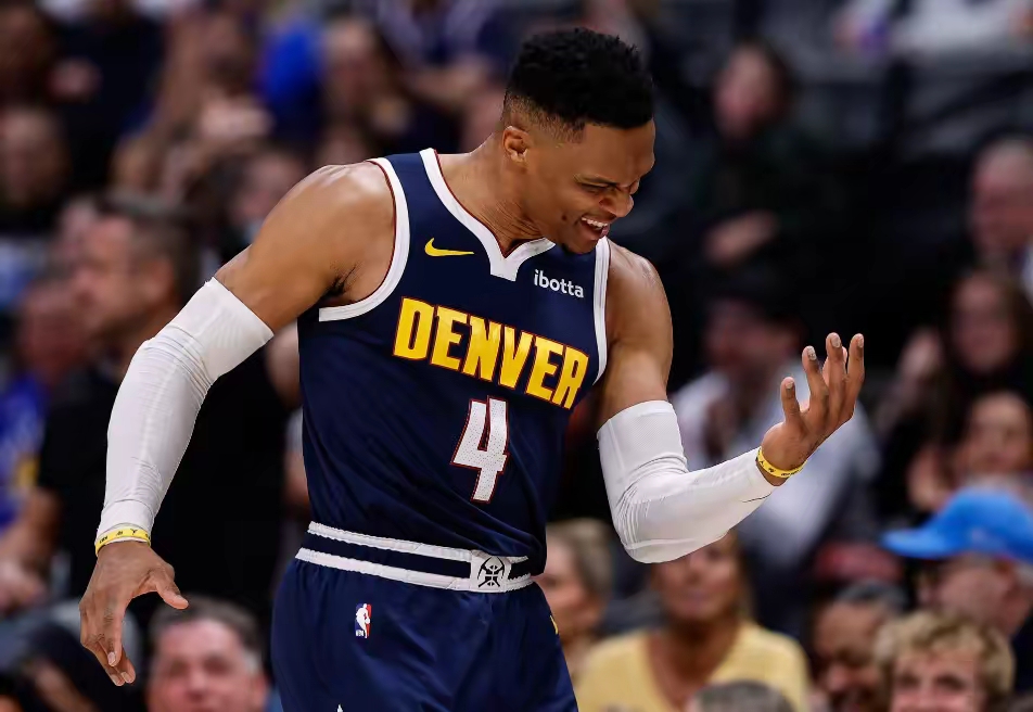 广州队翻盘步行者,约基奇状态火热 广州队翻盘步行者,约基奇状态火热