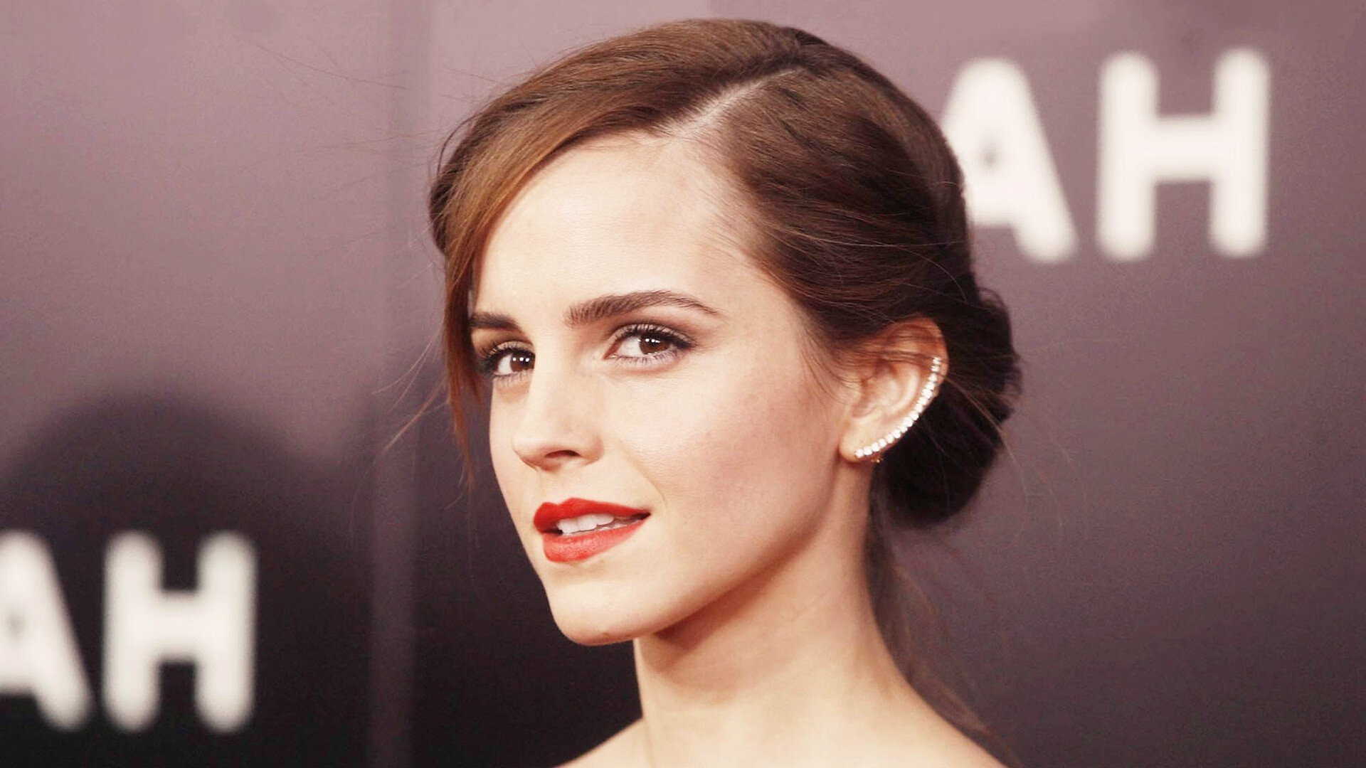 开云APP-霍勒迪连砍12分铸就王朝,2026世界杯之夜,他用9分钟燃爆北美之夏