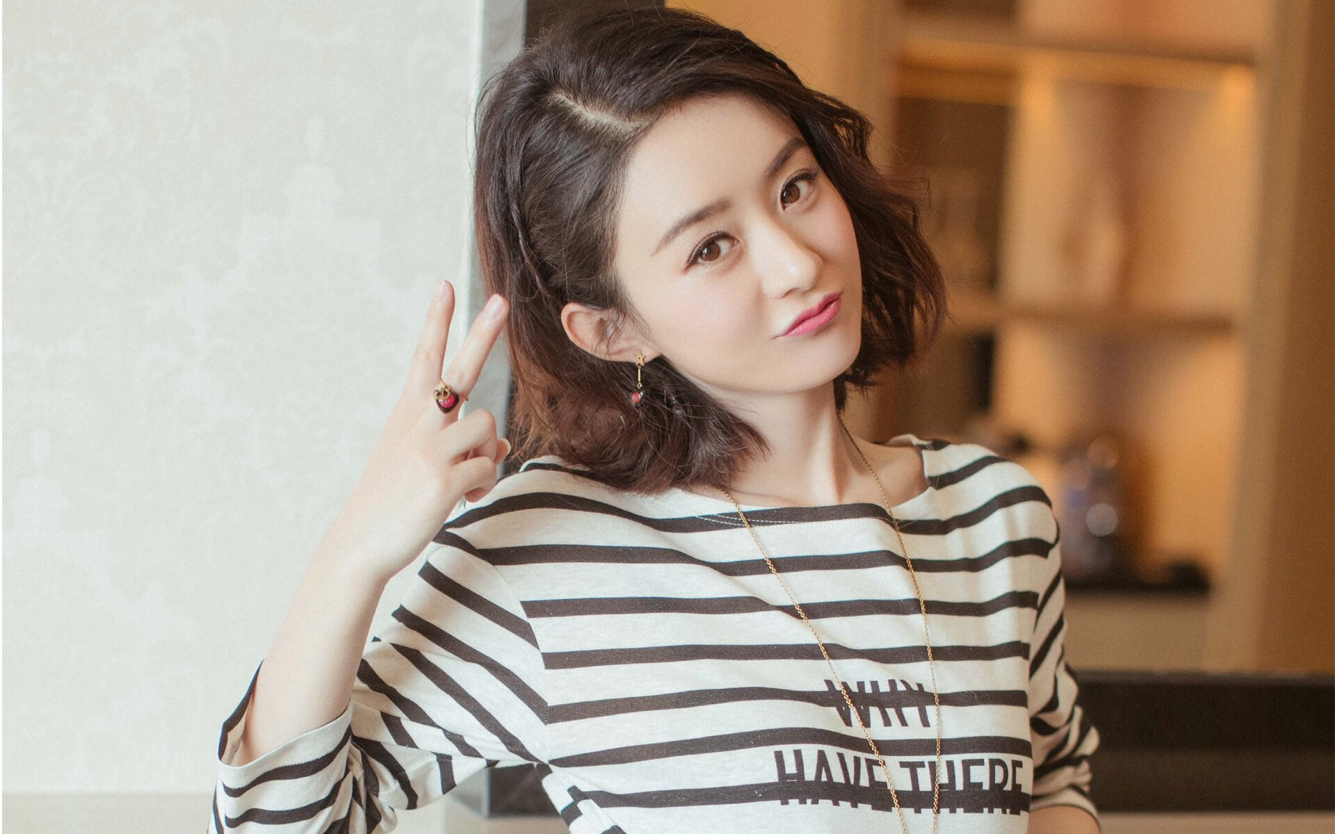 草长莺飞处，自有王者来