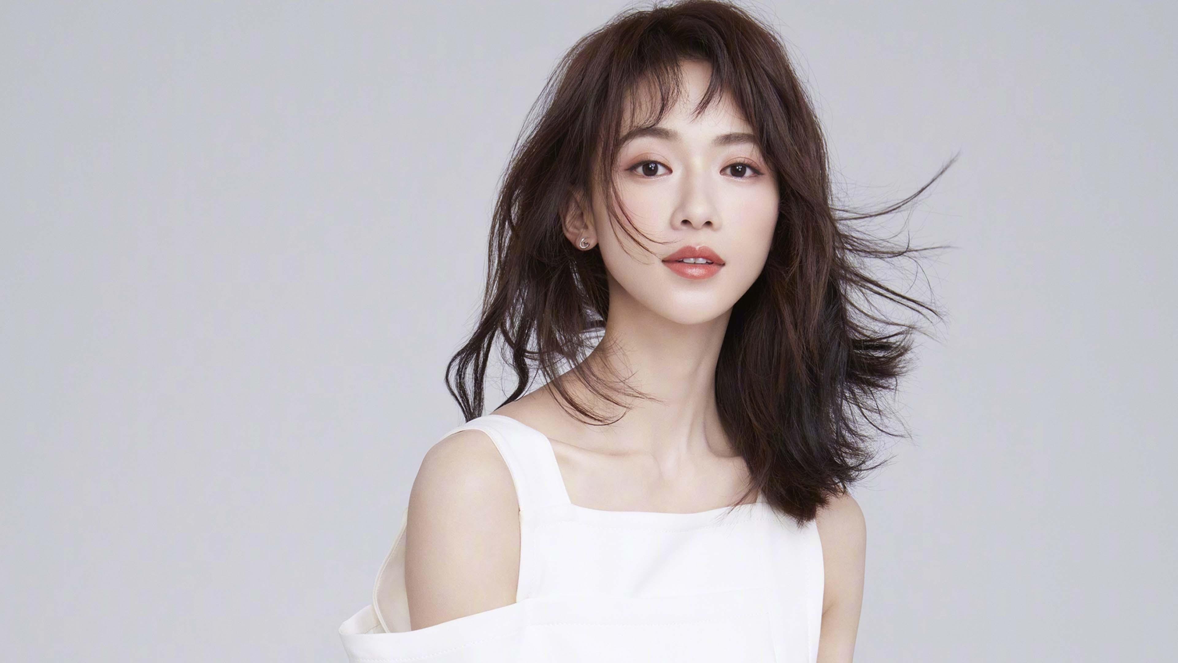 戈贝尔点燃赛场，北京队与老鹰队上演跨洋篮球盛宴